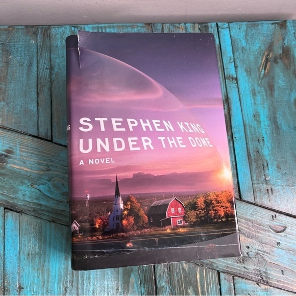 STEPHEN King Under the Dome Hardcover Book - Picture 2 of 11